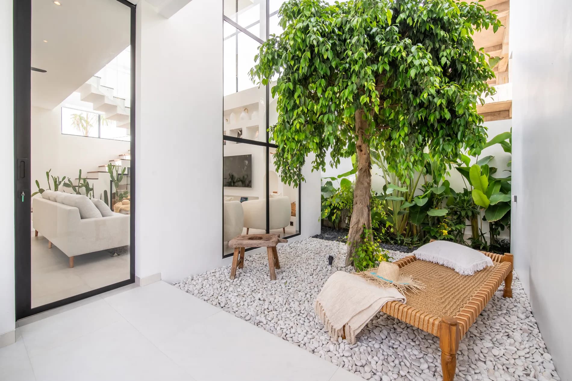 Designer Mediterranean 4BR villa, Umalas — North Kuta 5