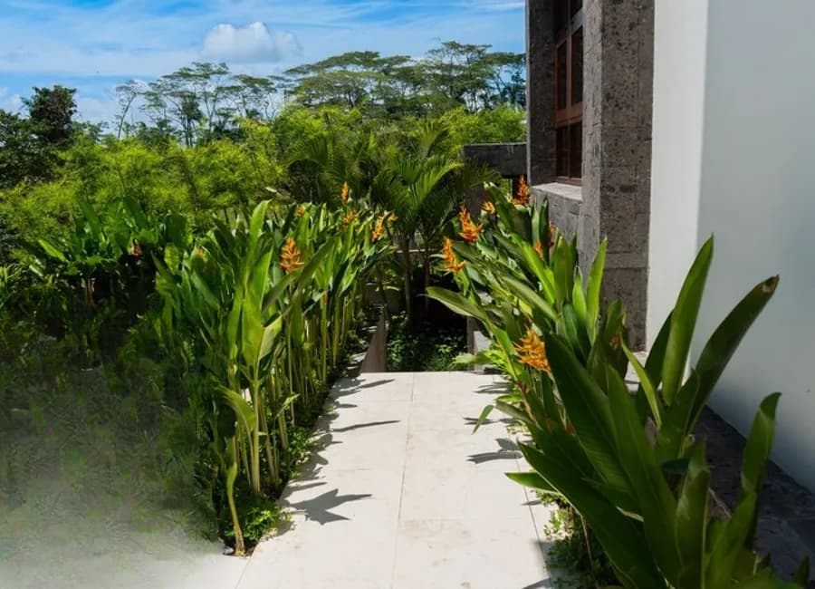 Leasehold - Elegant 6-Bedroom Luxury Villa with Private Pool in Nyanyi, Tabanan, Bali 2