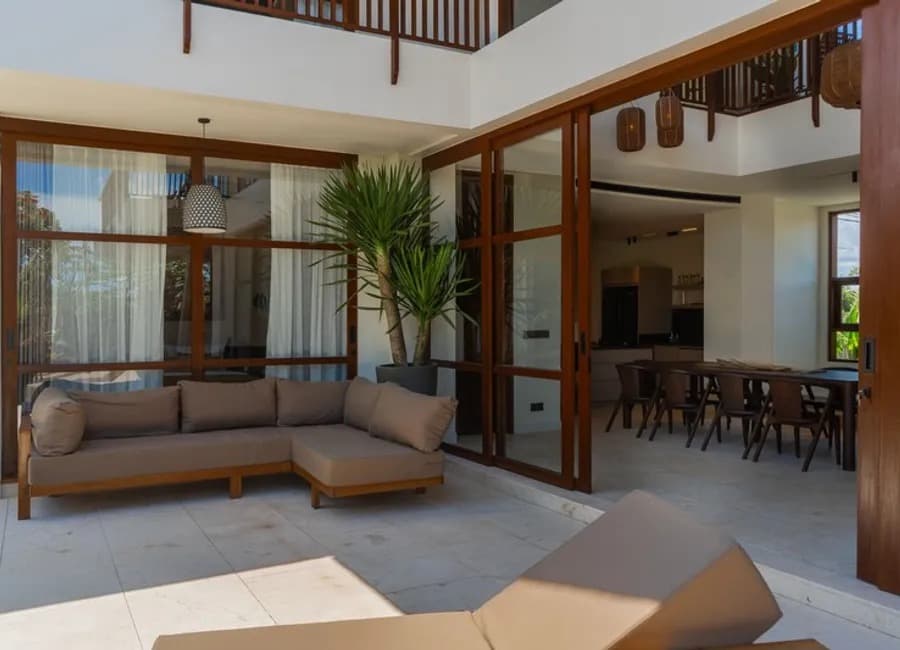 Leasehold - Elegant 6-Bedroom Luxury Villa with Private Pool in Nyanyi, Tabanan, Bali 3