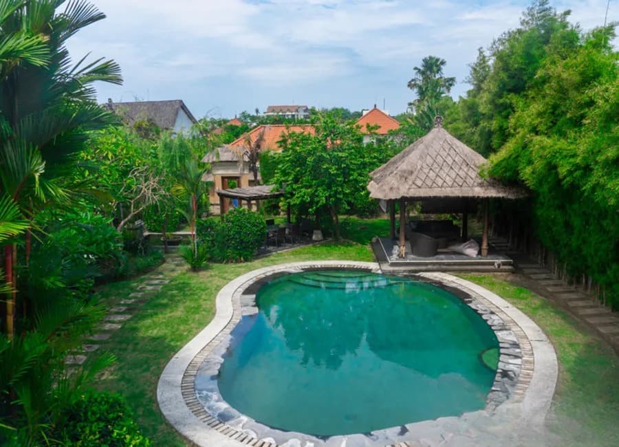 Leasehold - Tropical Estate with Huge Garden - Walking Distance to Berawa Beach, Canggu, Bali