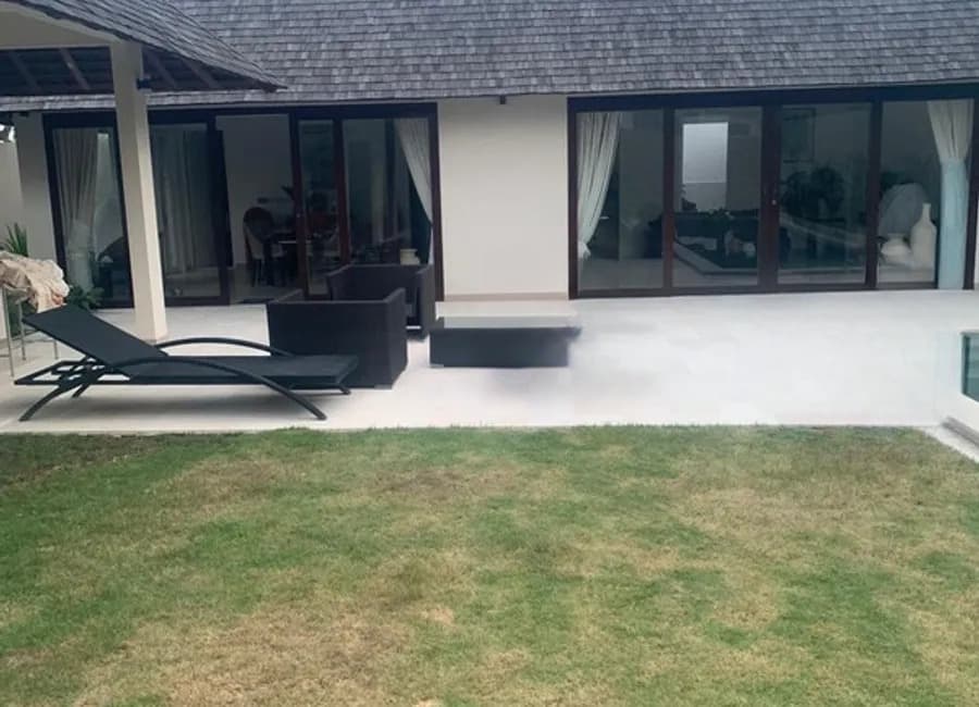 Leasehold - Spacious Renovated Villa with Large Garden in Prime Umalas Location 4