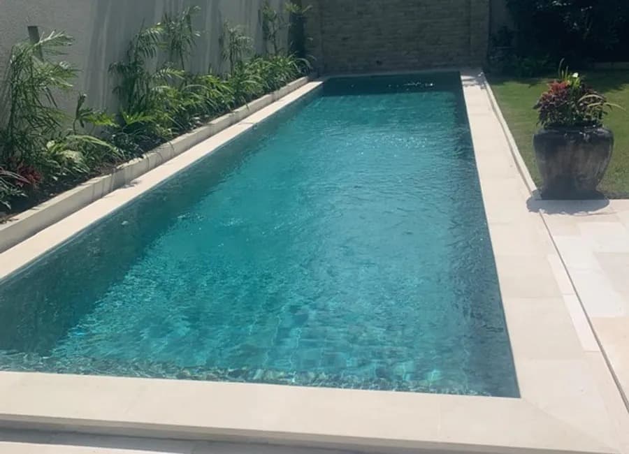 Leasehold - Spacious Renovated Villa with Large Garden in Prime Umalas Location 5