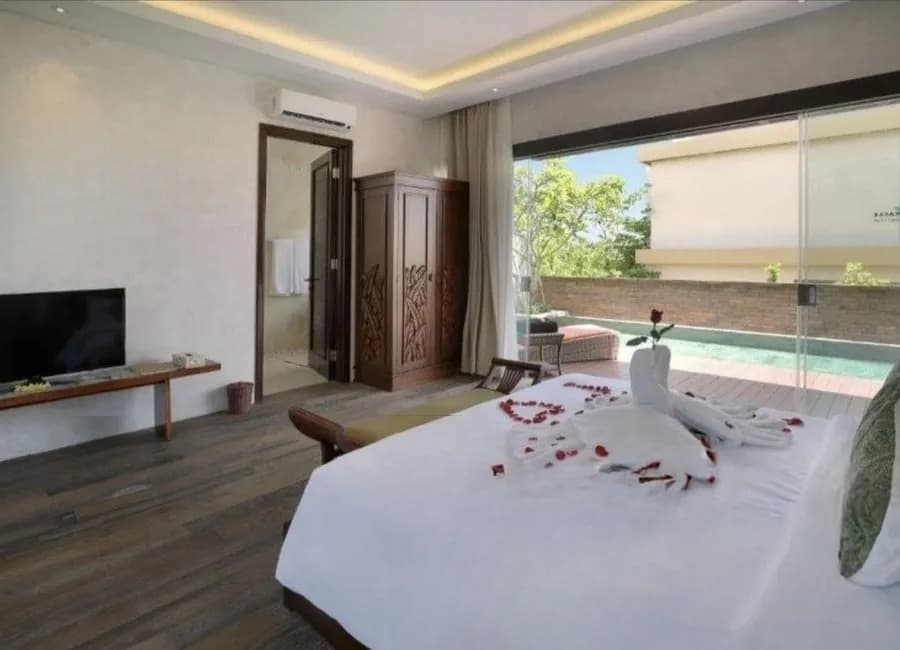 Villa Takjub 2