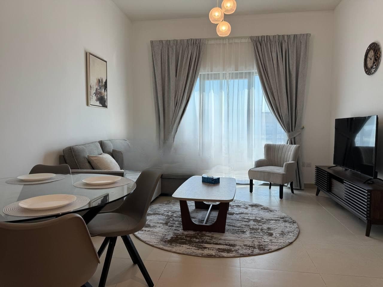 1 Bedroom Apartment in Avenue Residence 4 3
