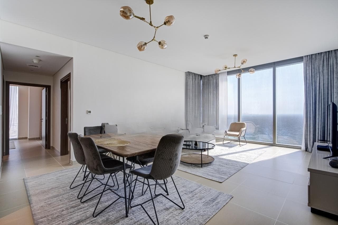 2 Bedroom Apartment in 5242 Tower 1 3
