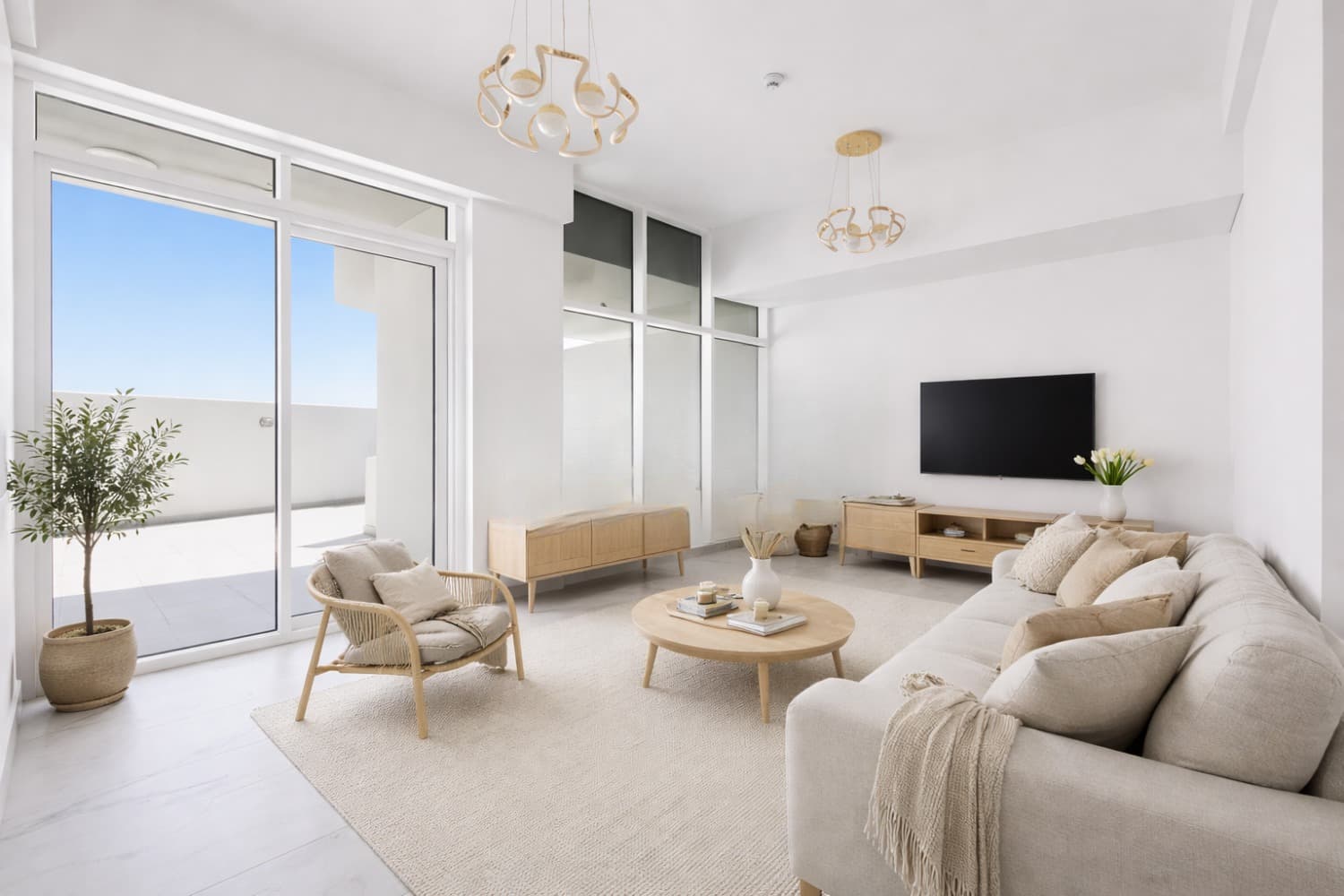 2 Bedroom Apartment in Nova Tower 5