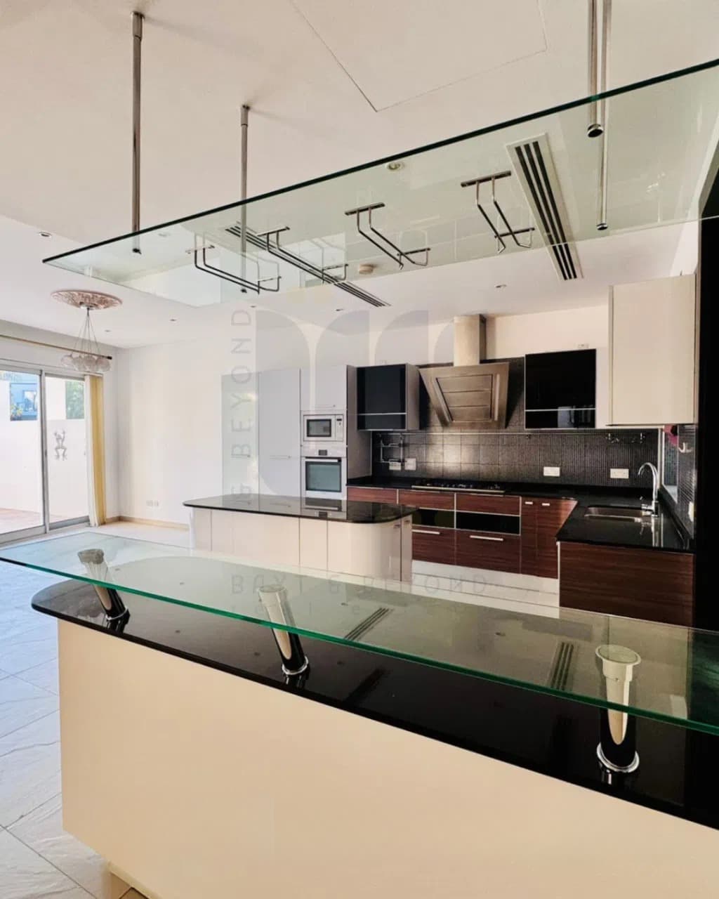 4-bedroom villa for rent in Muscat 3