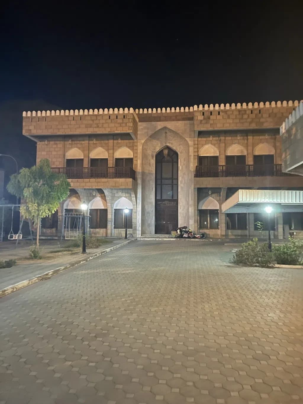 6-bedroom villa for rent in Muscat 2