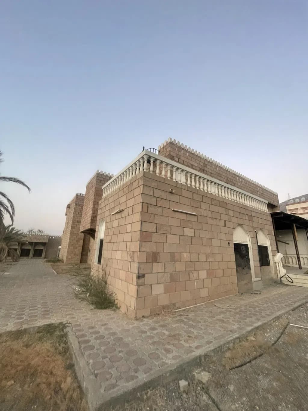 6-bedroom villa for rent in Muscat 4