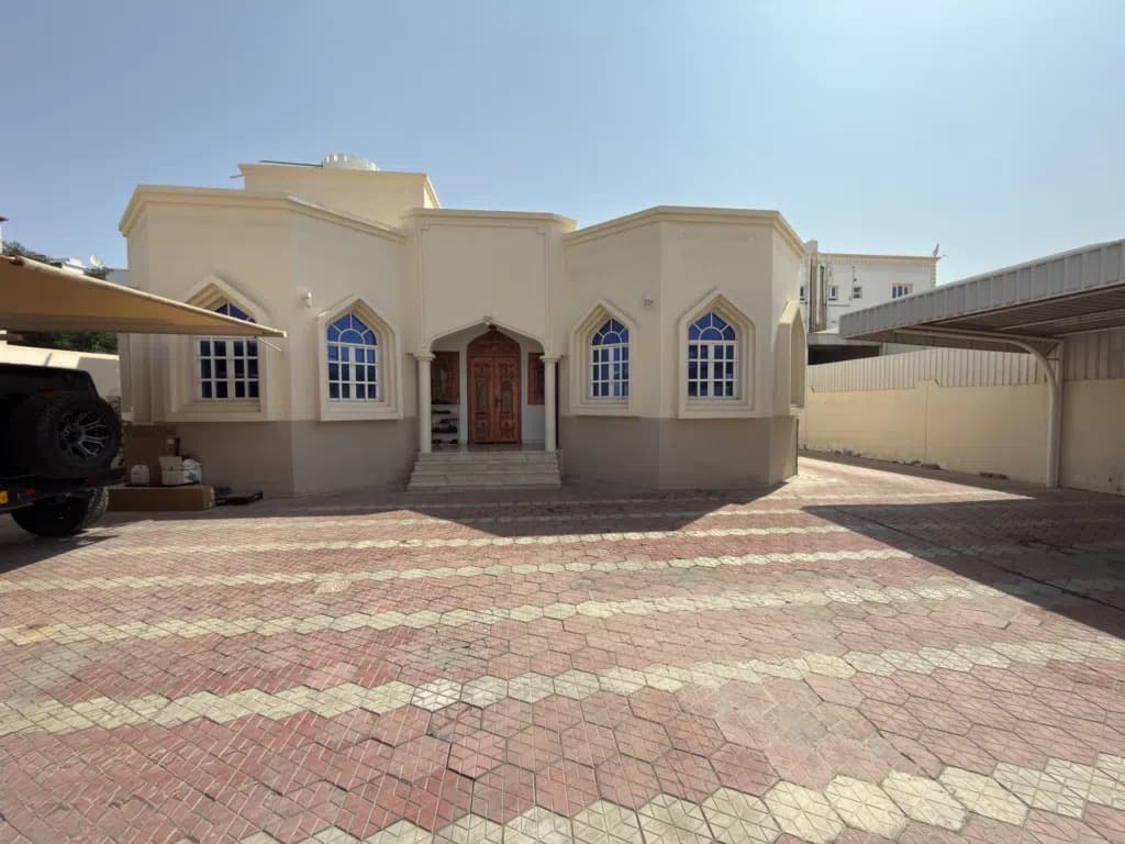 5-bedroom villa for sale in Muscat 5
