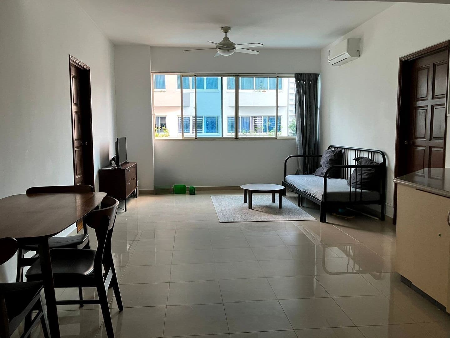 St. Michael's Condominium (D12), Apartment - For Rent