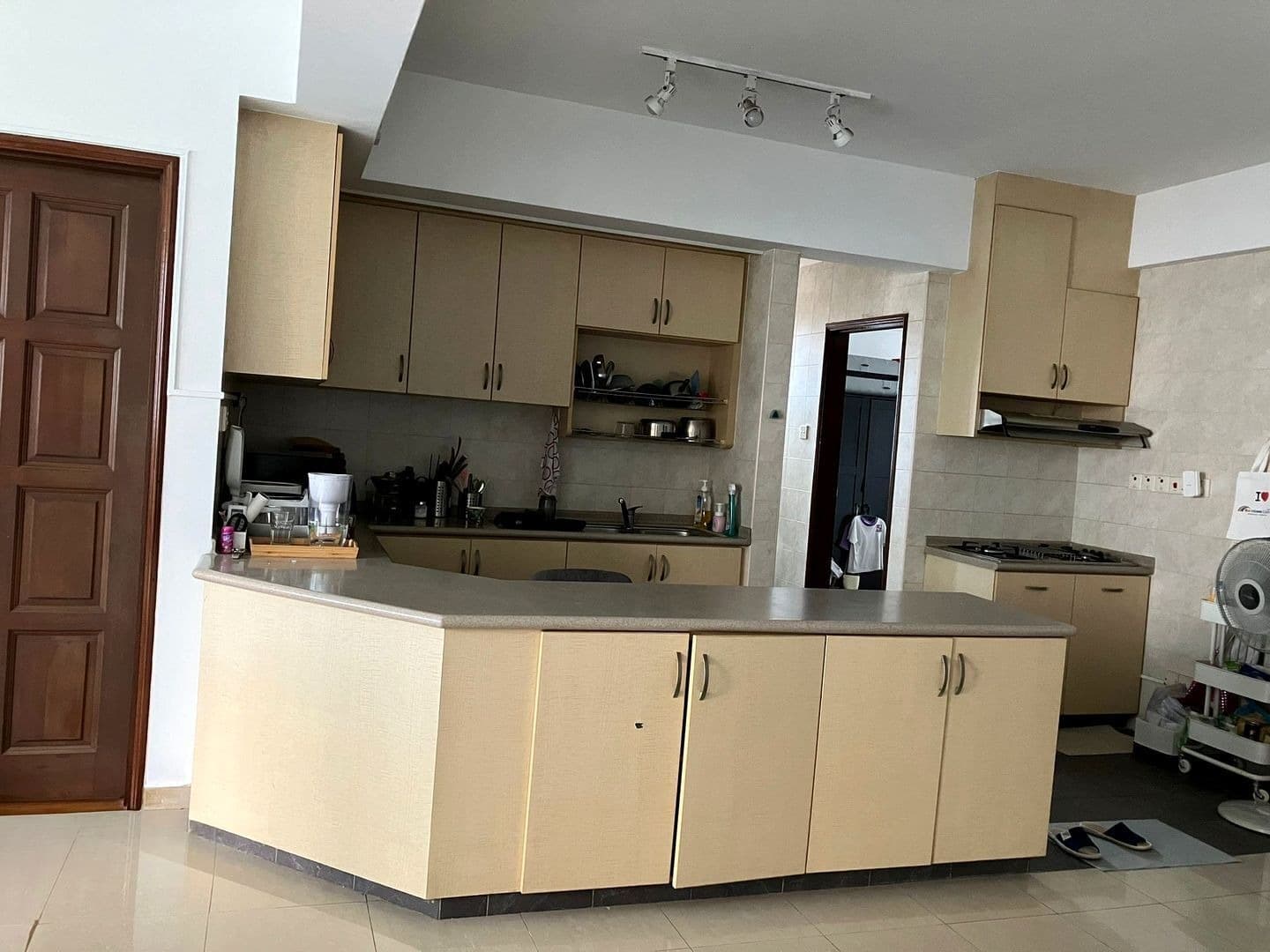 St. Michael's Condominium (D12), Apartment - For Rent 3