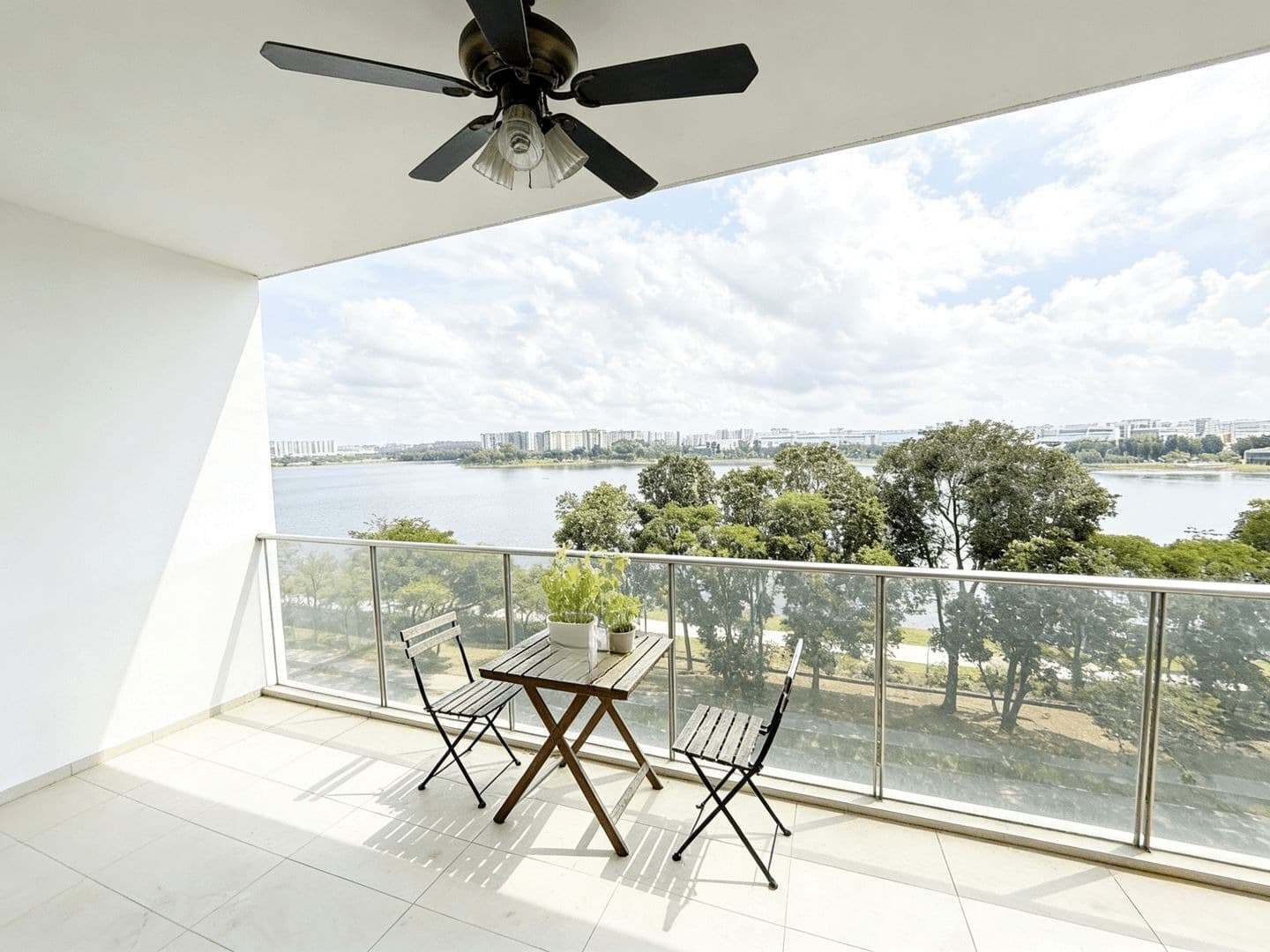 Waterfront Isle (D16), Condominium - For Rent
