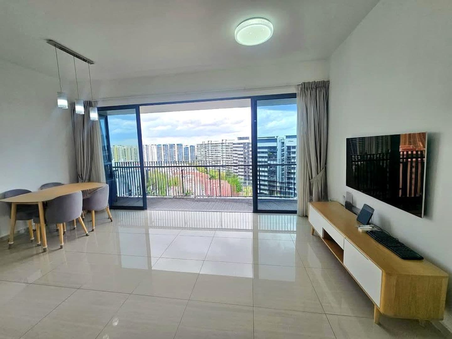The Palette (D18), Condominium - For Sale 3
