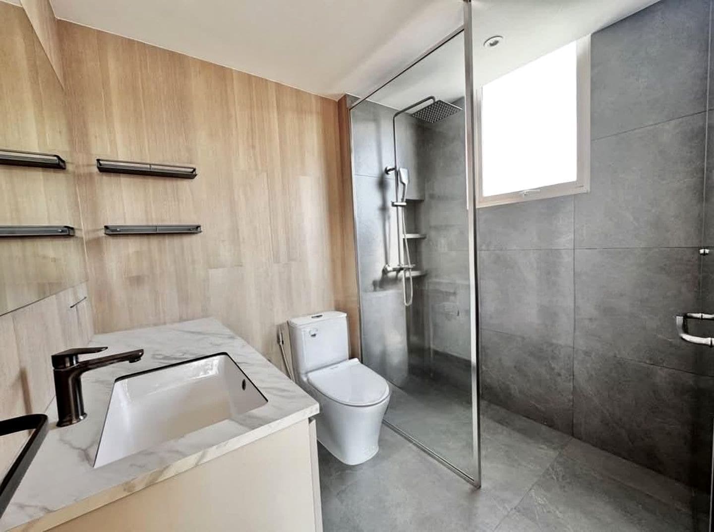 Emerald East (D15), Apartment - For Rent 4