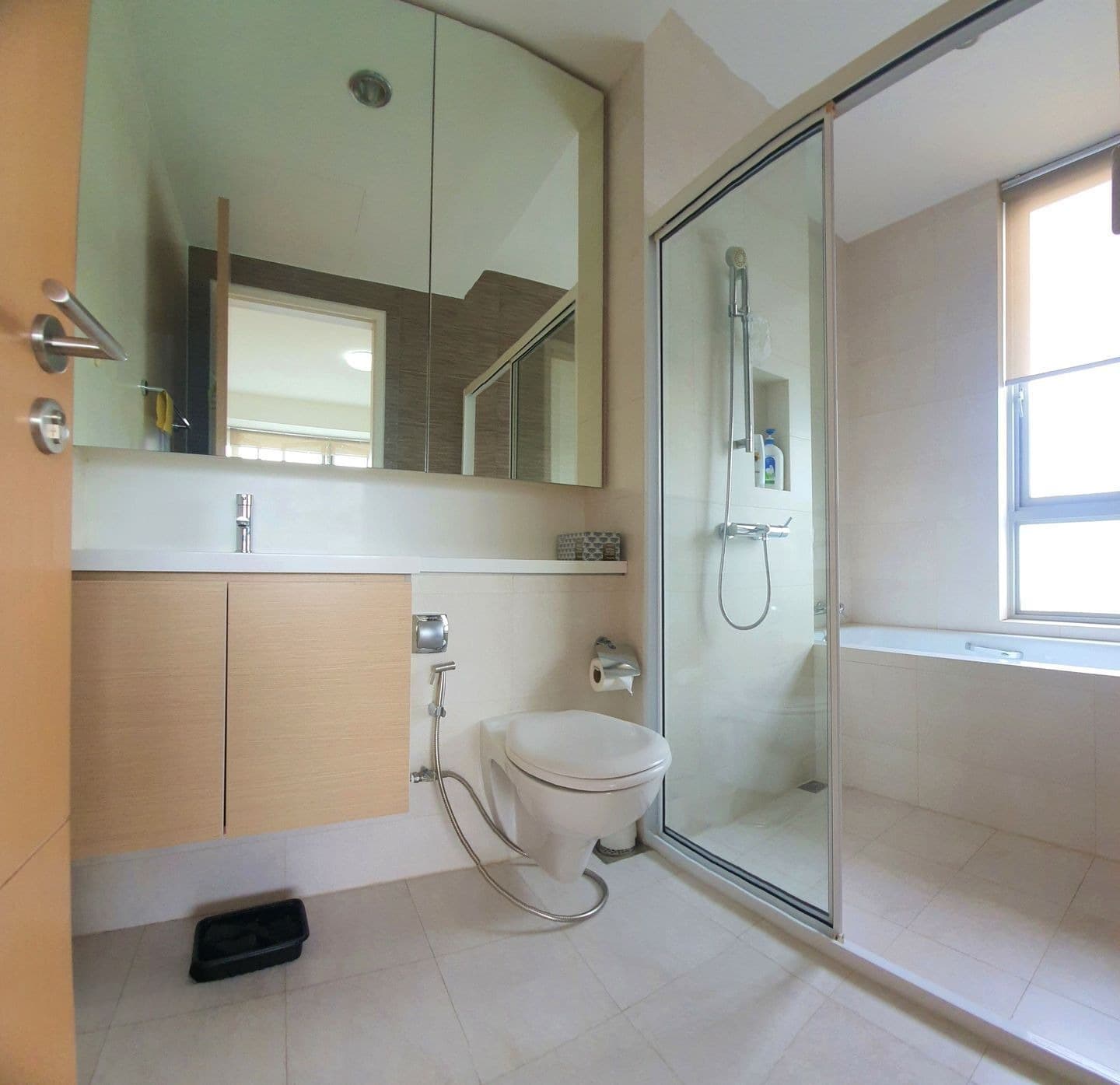 RiverEdge (D15), Condominium - For Rent 4
